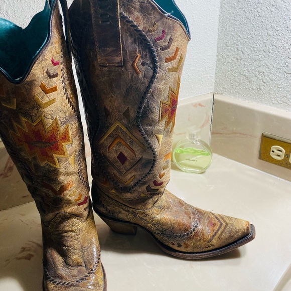 women's cowboy boots - Picture 2 of 4